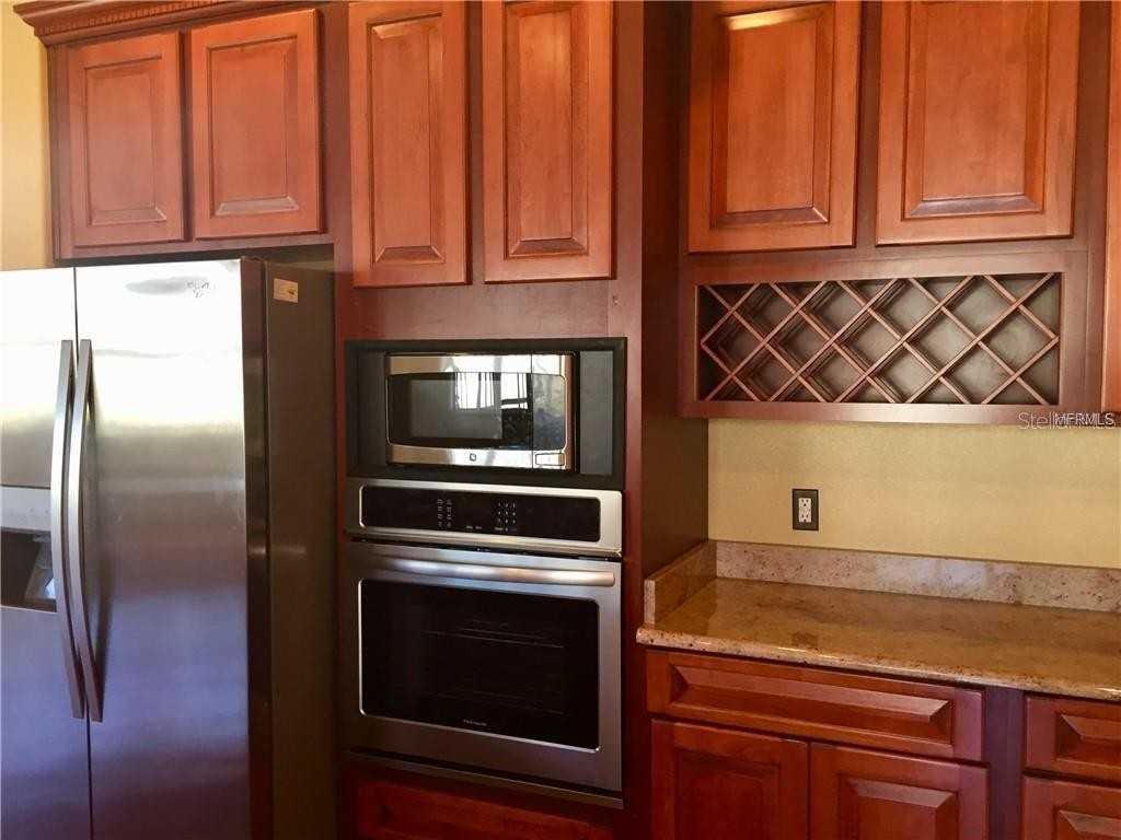 603 Alfani St #603 - Photo 7 of 10