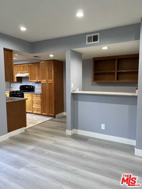 7639 Kester Avenue #7639-5 - Photo 4 of 21