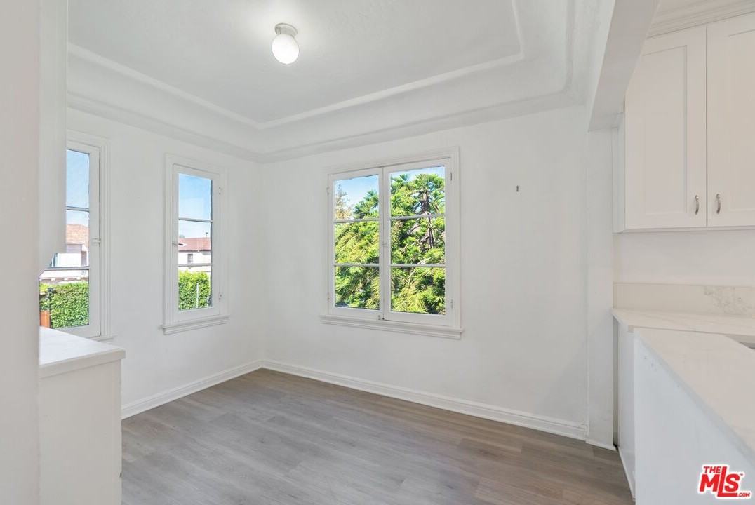 1232 South Orange Grove Avenue #1232 - Photo 6 of 36