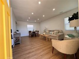 featured image of 26814 Mansfield Street