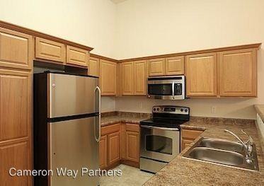 1620 Lincoln Dr - Photo 2 of 10