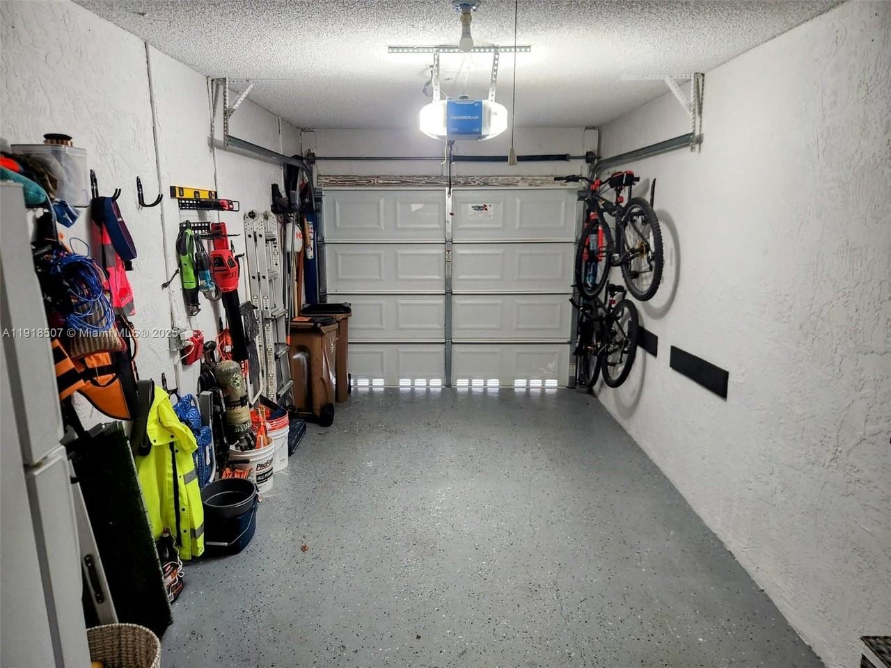 1268 Nw 52nd Way #1268-1268 - Photo 3 of 24