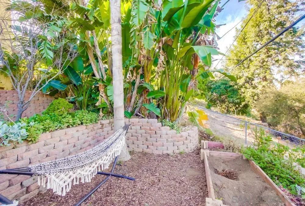 5438B Gilbert Dr #5438B - Photo 7 of 23