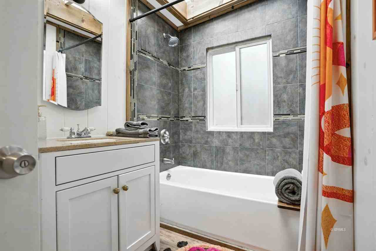 24990 Marino Ridge Dr #24990 - Photo 7 of 22