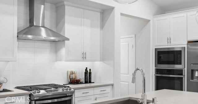 42409 Lamporo Way #42409 - Photo 4 of 24