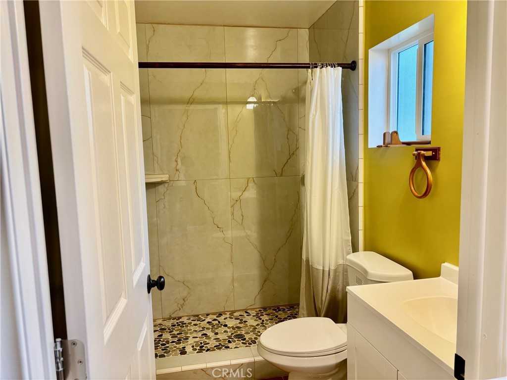 21323 Conradi Ave #21323 - Photo 4 of 10