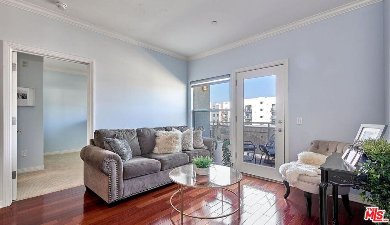 1025 Dewey Ave #1025-403 - Photo 7 of 16