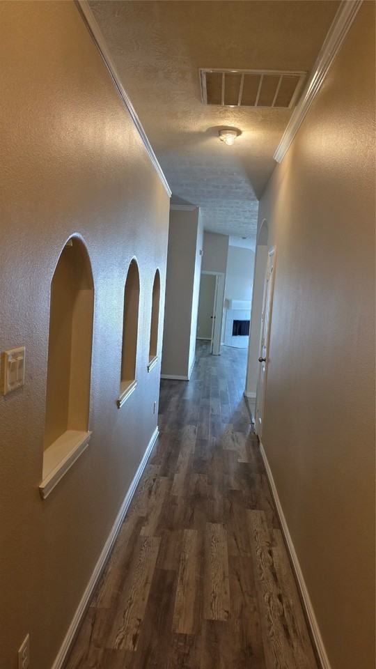 24503 Lakecrest Bend Drive #24503 - Photo 6 of 16