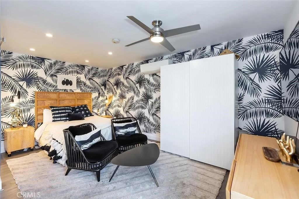 7403 El Manor Ave #7403 - Photo 4 of 8