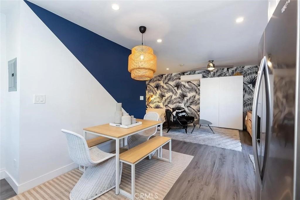 7403 El Manor Ave #7403 - Photo 5 of 8