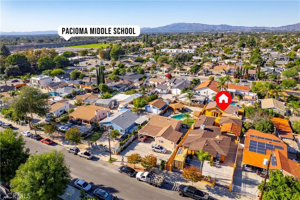 13249 Kagel Canyon St #13249 - Photo 4 of 37