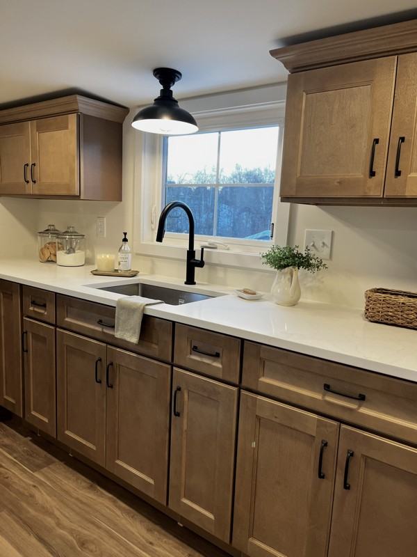 210 East Canal Street - Photo 4 of 9