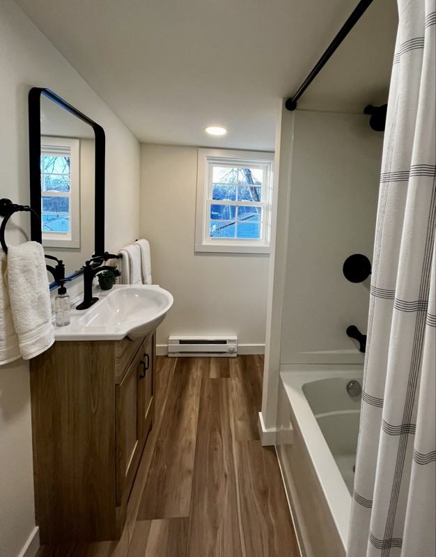 210 East Canal Street - Photo 7 of 9