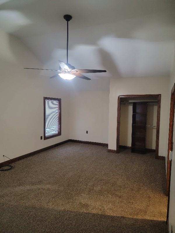 111 N Phetteplace St - Photo 7 of 9