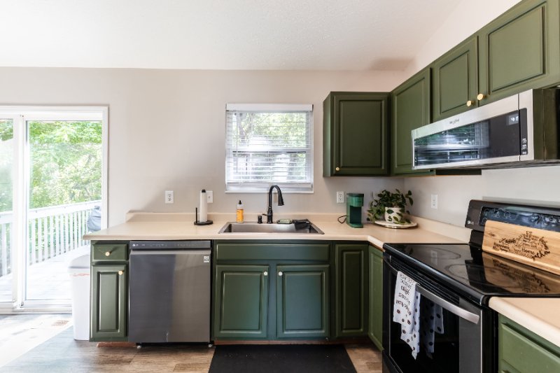 868 Virginiabradford Ct - Photo 3 of 20