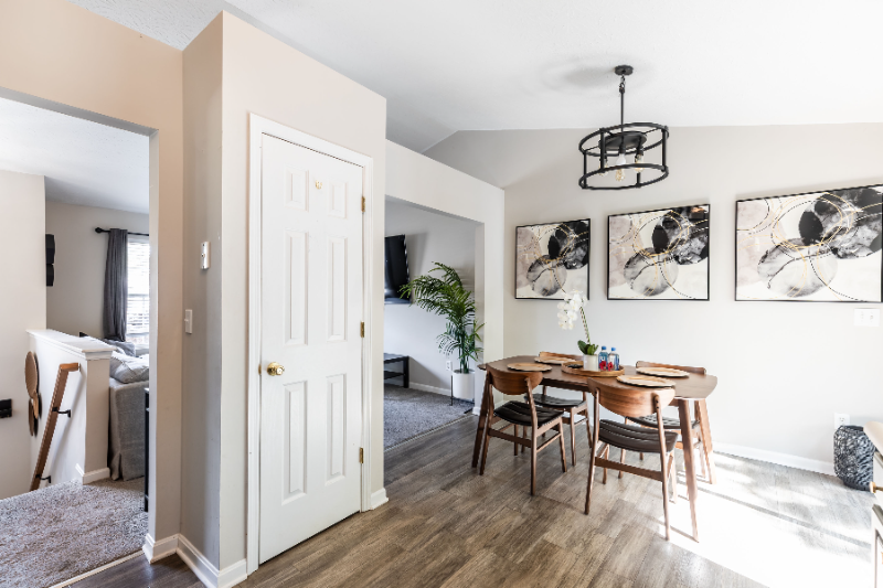 868 Virginiabradford Ct - Photo 4 of 20