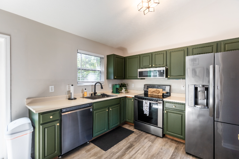 868 Virginiabradford Ct - Photo 5 of 20