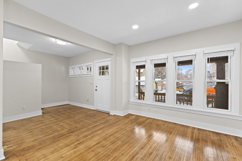 1814 E Linnwood Ave - Photo 6 of 20