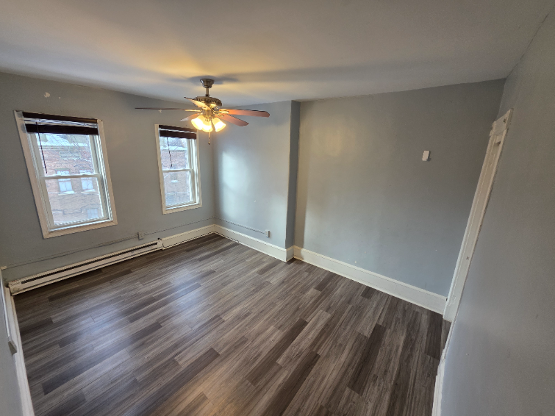 11266 South Champlain Avenue #3 - Photo 5 of 8