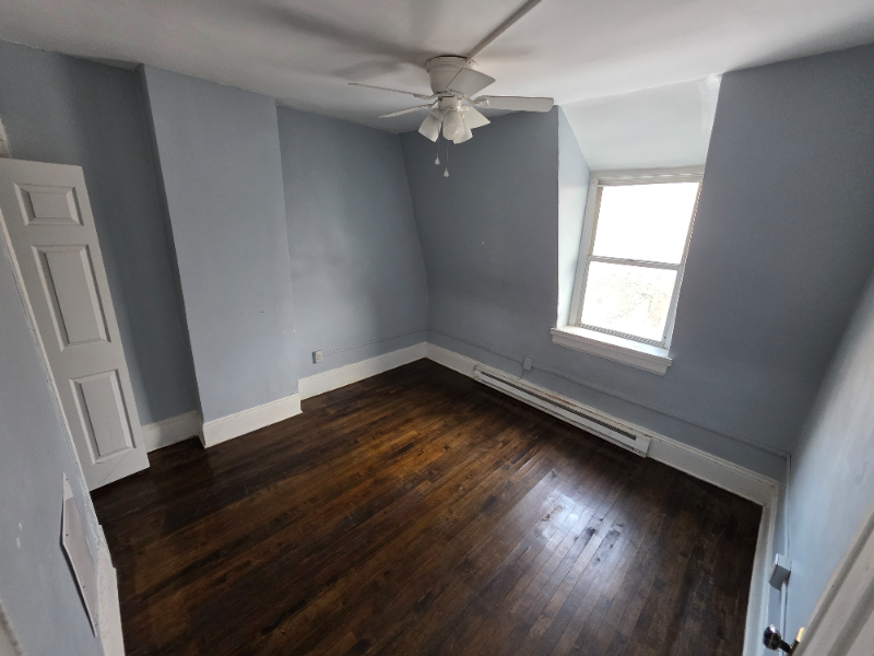 11266 South Champlain Avenue #3 - Photo 6 of 8