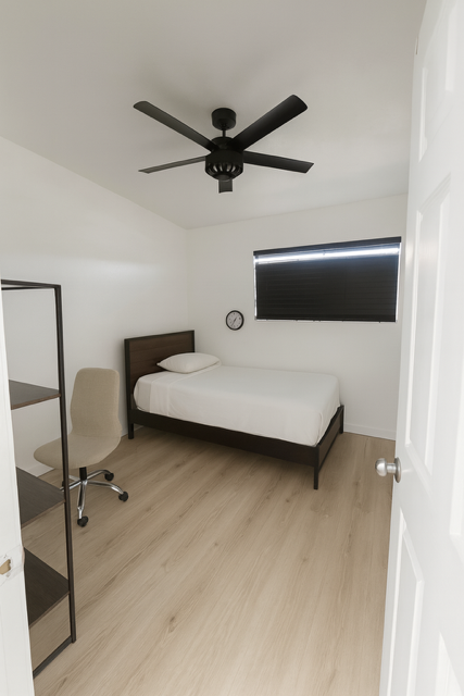 4576 Borner St - Photo 3 of 4