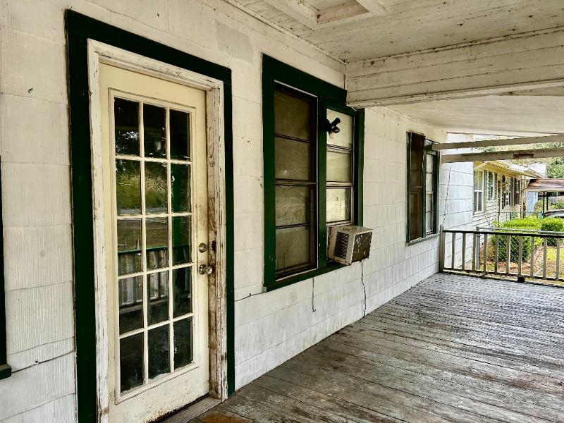 107 North Fourth Street - Photo 3 of 15