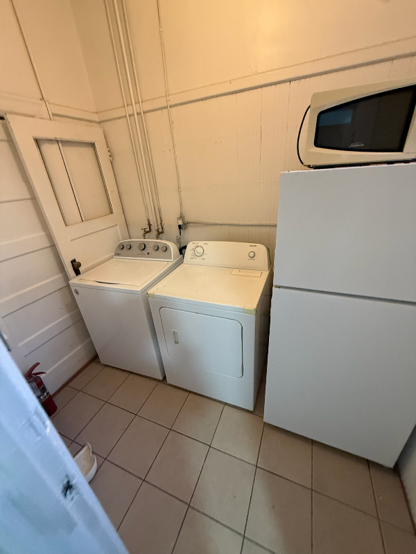 2055 Berkeley Way #2053 - Photo 6 of 10