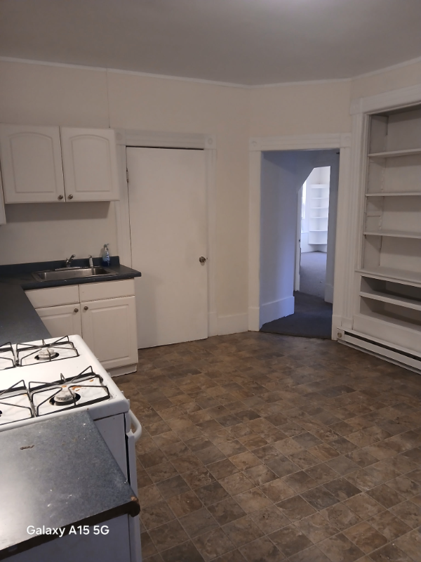 183 Franklin St #183 - Photo 3 of 29