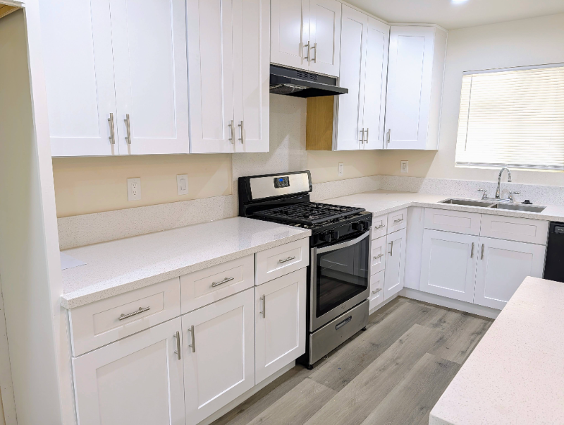 1358 N Murray St - Photo 3 of 18