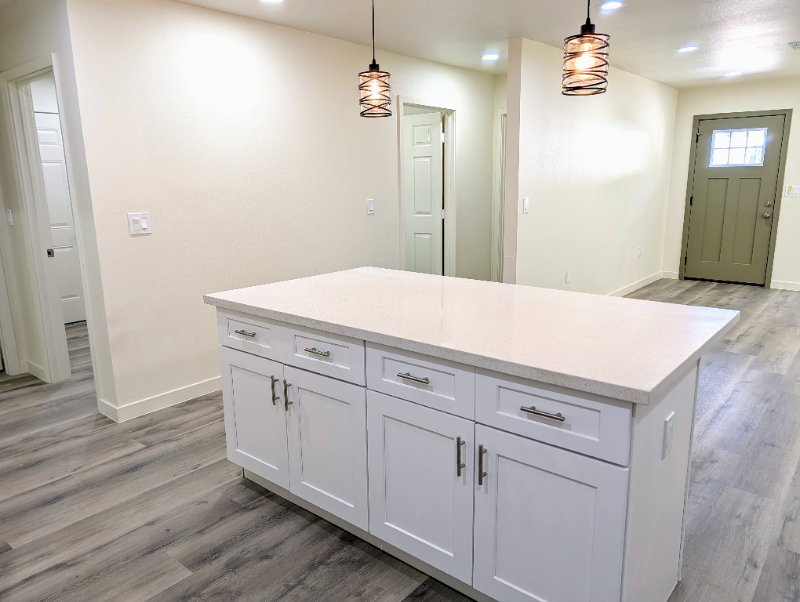 1358 N Murray St - Photo 6 of 18