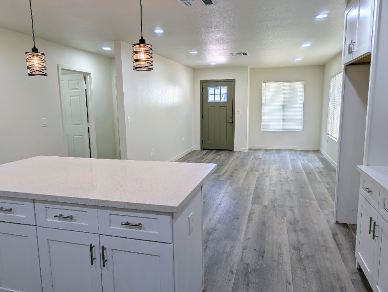 1358 N Murray St - Photo 7 of 18