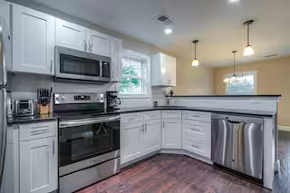 506 Pine Ave #B - Photo 5 of 14