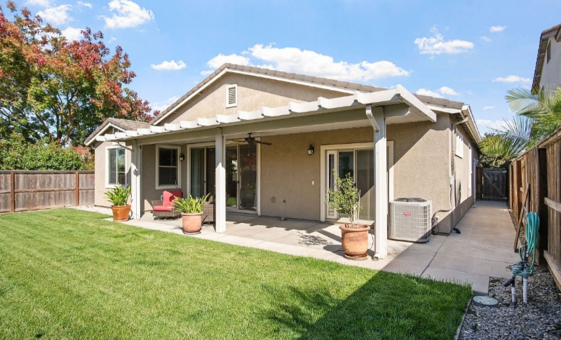 602 Criolla Drive - Photo 3 of 20