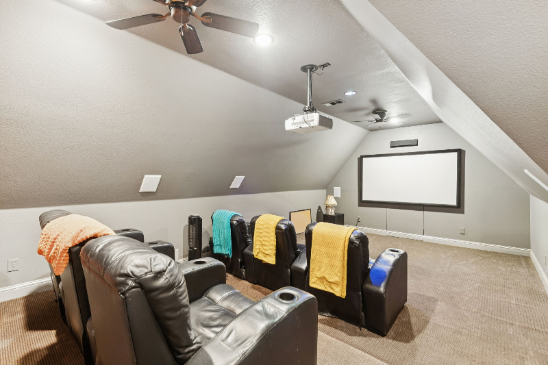 1970 Mary Lee Ln - Photo 3 of 9