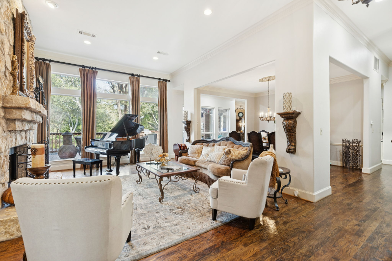 1970 Mary Lee Ln - Photo 6 of 9