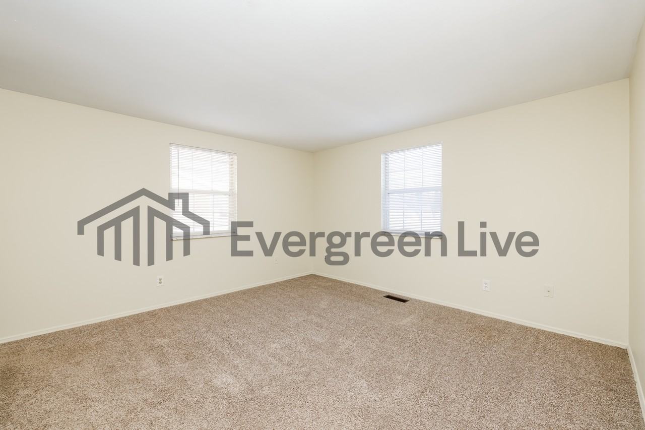 6070 Charlesgate Rd - Photo 7 of 15