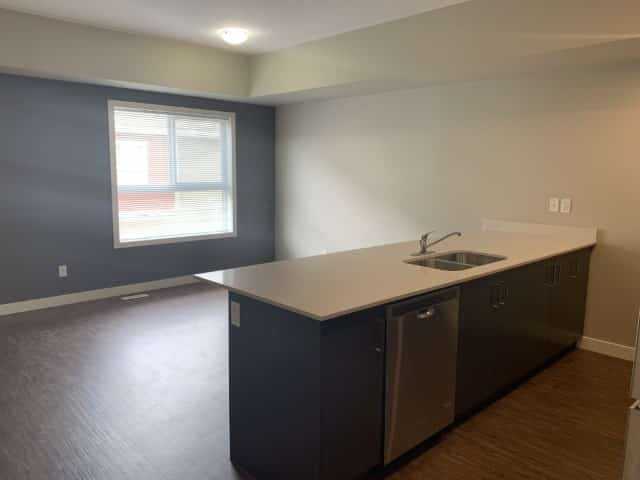 Liberty Park Townhomes - Photo 6 of 33