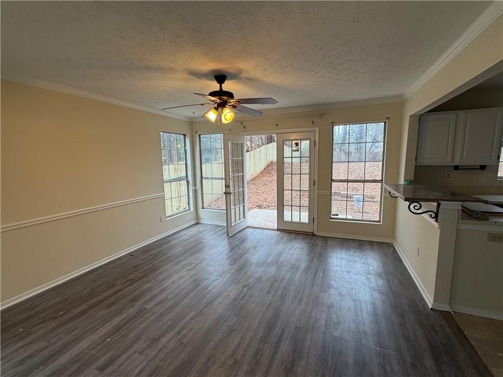 1040 Hampton Hill Court - Photo 6 of 16