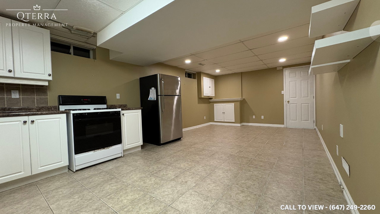 2-384 MacIntosh Dr, Stoney Creek, Ontario L8E 4E2 - Photo 3 of 9