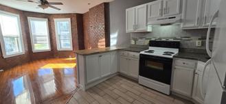 Wonderful 3 Bedroom Student Housing - Photo 1 of 1