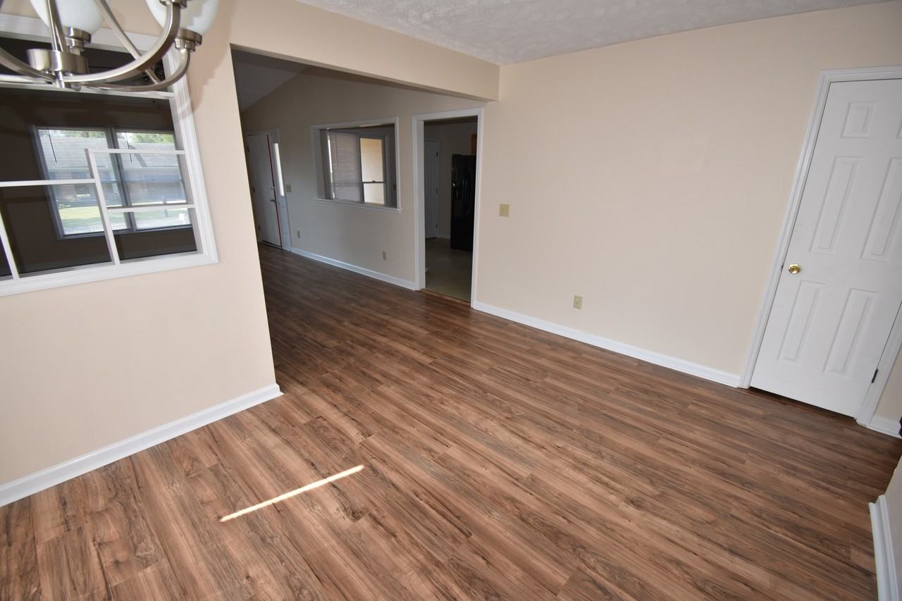 7136 Dayspring Dr - Photo 5 of 20