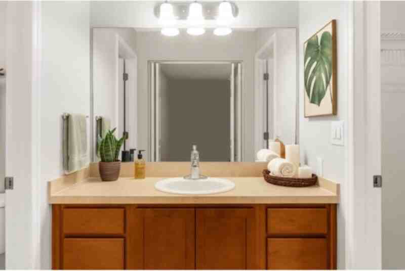 5521 Executive Dr #D1 - Photo 2 of 8