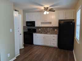 featured image of 130 Colonial Court #46