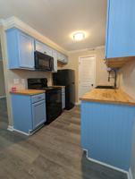 featured image of 130 Colonial Court #36