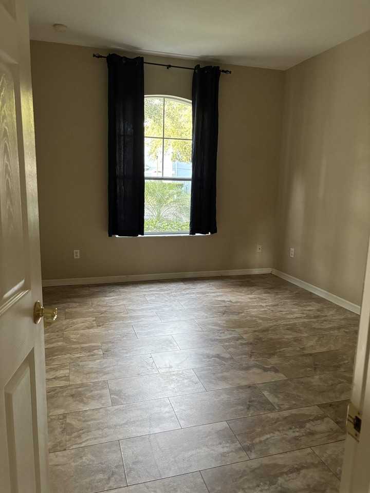 14214 Prunningwood Pl #NA - Photo 7 of 10