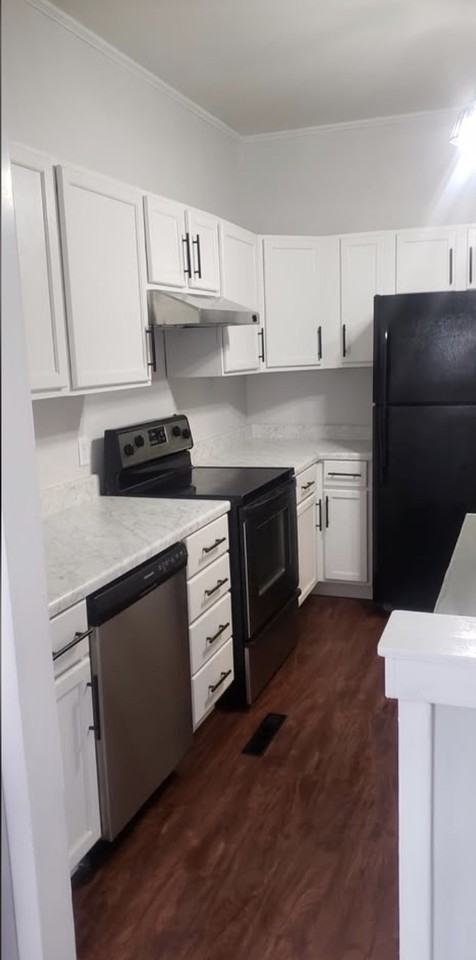 213 West 1st Street #NA - Photo 3 of 10