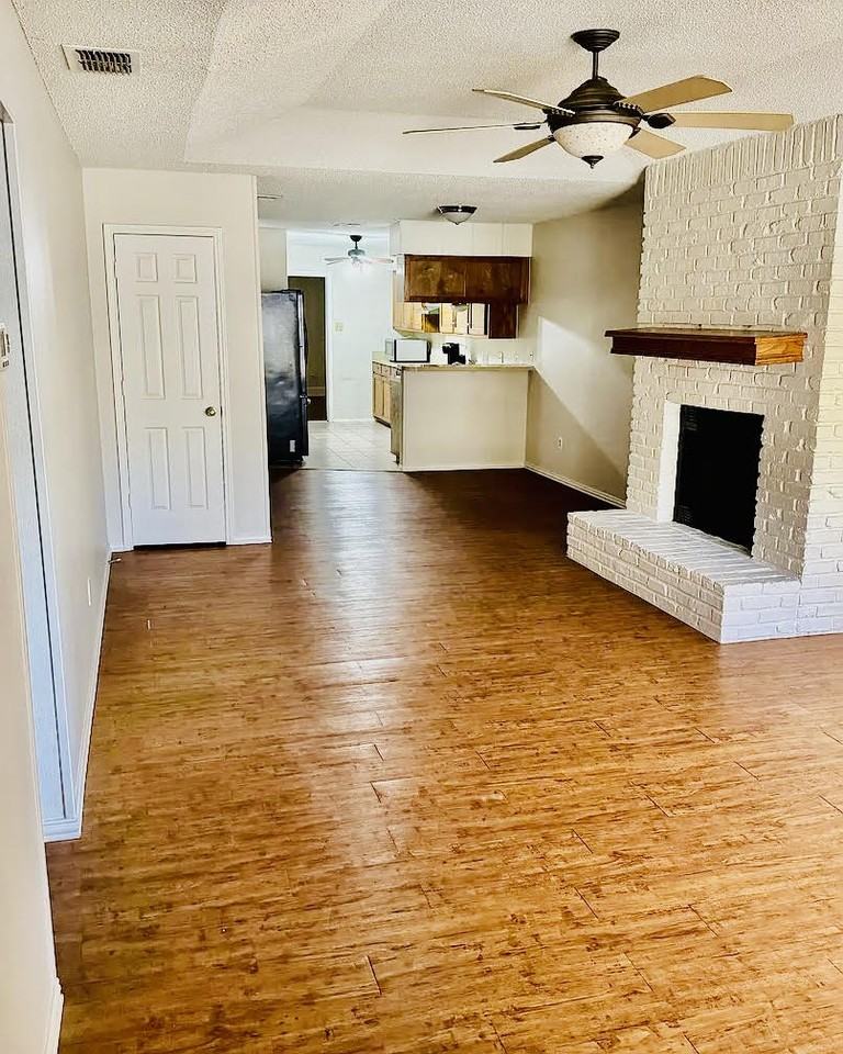 1817 Crooked Ln #NA - Photo 2 of 10