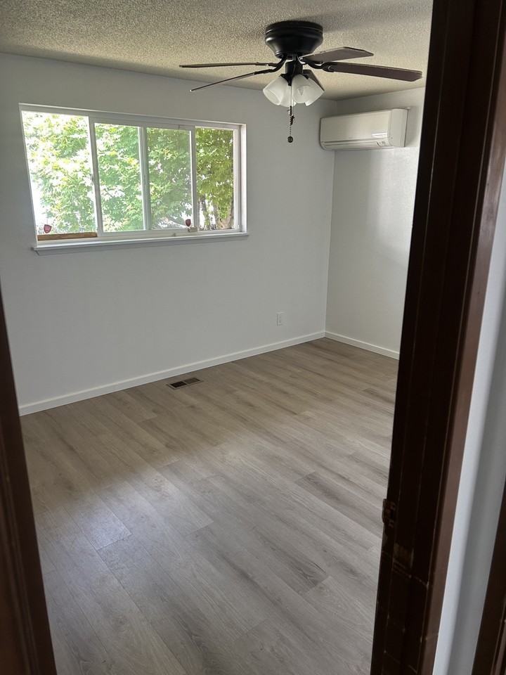 6611 52nd Ave W #NA - Photo 5 of 15