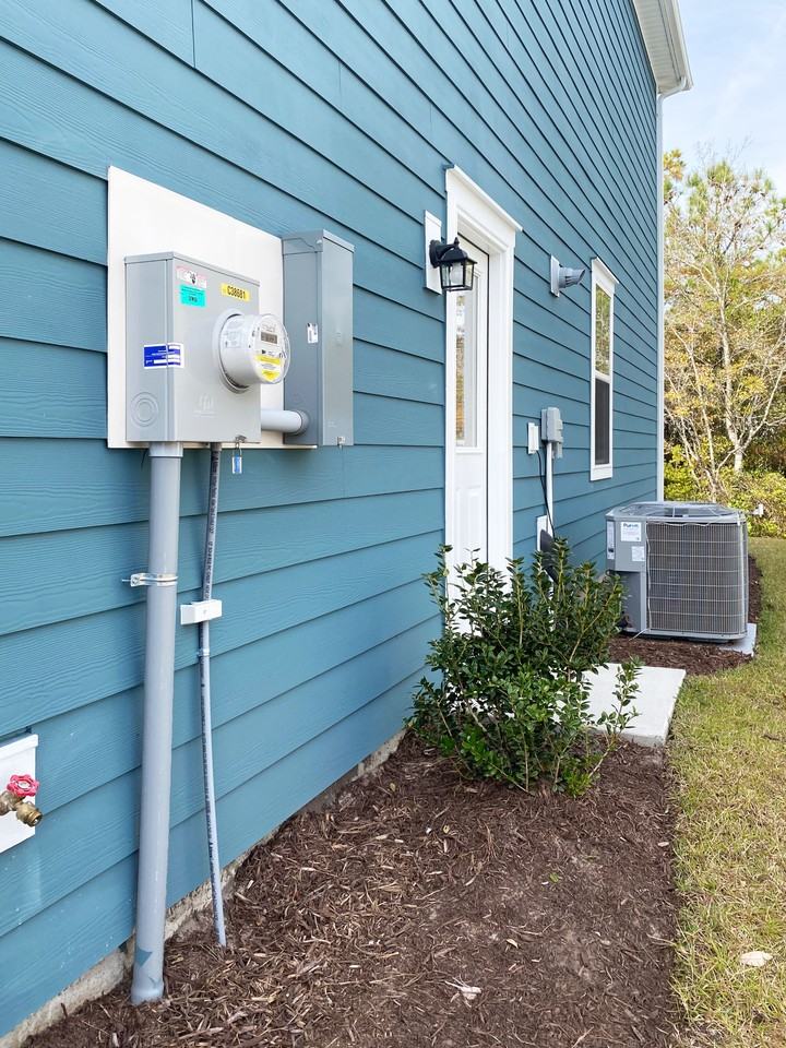 6015 Forest Dell Ct #NA - Photo 4 of 38