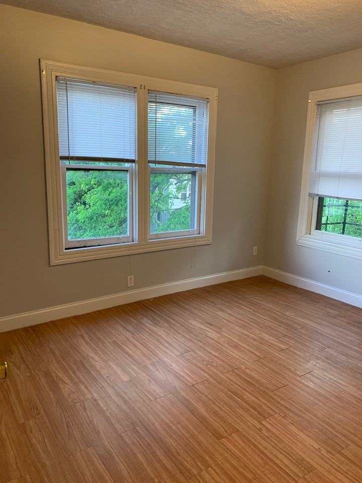 2372 Harper Ave #2 - Photo 4 of 17